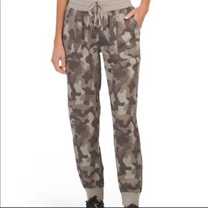C&C California Linen Camo Joggers